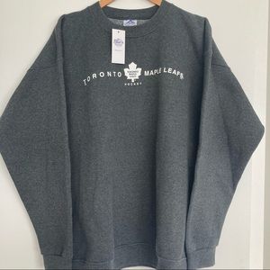 Men’s XL Toronto Maple Leafs Sweater. 🍁🔵